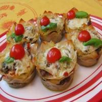 Lasagna Cupcakes with Pesto Sauce_image