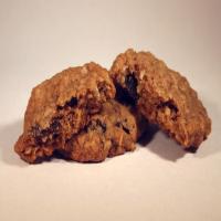 Chewy Spicy Oatmeal Raisin Cookies_image