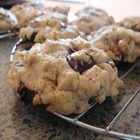 Bakery Style Chewy Chocolate Chip Cookies_image
