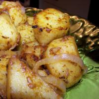 Peppy Paprika Potatoes image