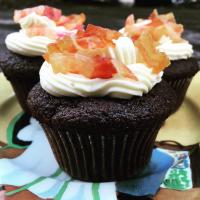 Chocolate-Stout Cupcakes with Maple-Bacon Frosting_image
