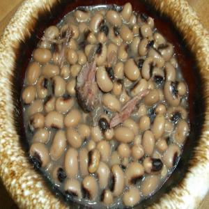 BLACK-EYED PEAS With COUNTRY HAM image