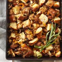 Challah Stuffing with Fennel & Dried Fruit Recipe - (4.7/5)_image