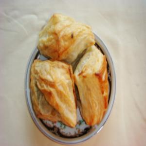 Homemade Puff Pastry Snack_image