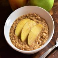 Spiced Slow Cooker Apple Oatmeal_image