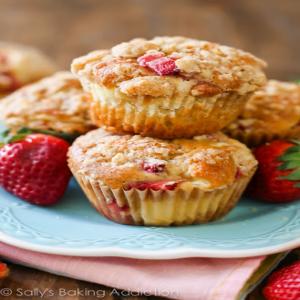 Strawberry Cheesecake Muffins Recipe - (4.5/5) image