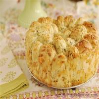 Garlic & Cheese Pull-Apart Bread Recipe - (4.5/5)_image