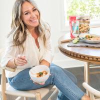 Haylie Duff's Thai Curry Chicken and Rice Recipe Is Just as Brilliant as Her Current Reading List_image