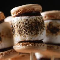 S'mores Macarons Recipe by Tasty image