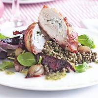 Goat's cheese chicken with warm lentils & sweet beets image