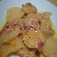 Crock Pot Scalloped Potatoes & Bacon image