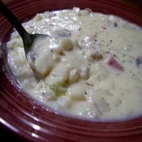Yummy Chunky Potato Soup_image