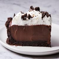 Chocolate Cream Pie With Oreo Crust_image