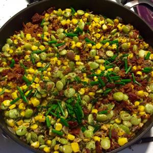 Creamy Succotash with Bacon, Thyme and Chives_image