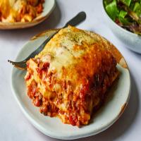 Red and White Sauce Lasagna_image