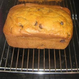 Kneaders Pumpkin Chocolate Chip Bread Recipe - (4/5) image