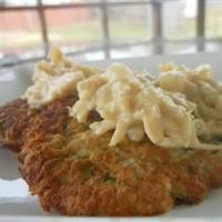 Zucchini Pancakes with Chicken Sauce_image