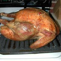 Roast Turkeys With Rich Pan Gravy_image