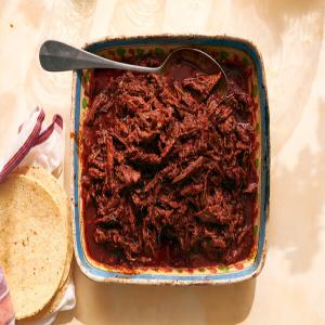 Carne con Chile Rojo (Chuck Braised in Chile) Recipe_image