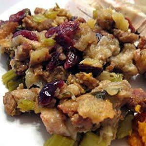 Cranberry Walnut Stuffing Recipe - (5/5)_image
