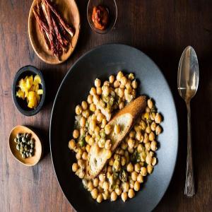 Lablabi (Middle Eastern Spicy Chickpea Stew)_image