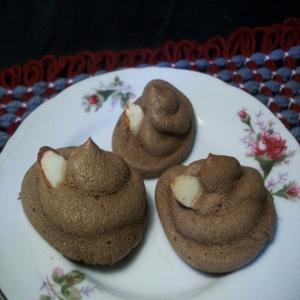Chocolate Nut Meringues_image