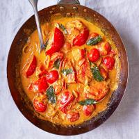 Tomato & coconut curry image