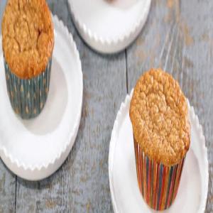 /shows/the-chew/recipes/banana-oat-muffins-daphne-oz_image