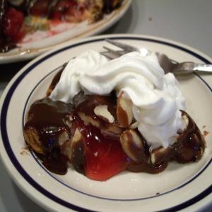 Easy Upside-Down Black Forest Pie_image