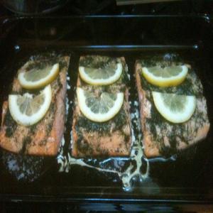 Grilled Dilled Salmon Fillets_image