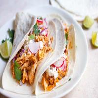 Slow Cooker Honey Chipotle Chicken Tacos_image