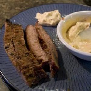 Easy BBQ Flank Steak with Chipotle Mayo_image