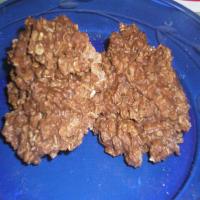 Quick and Easy No Bake Chocolate Cookies_image