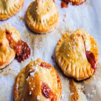 Salted Caramel Apple Hand Pies_image