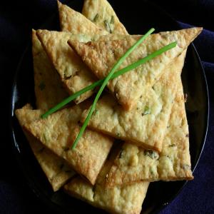 Herb and Garlic Triangles_image