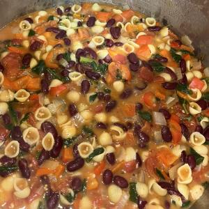 Tuscan Style Bean Soup_image