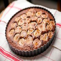 Fig and Almond Cake image