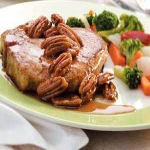 Maple-Pecan Pork Chops Recipe_image