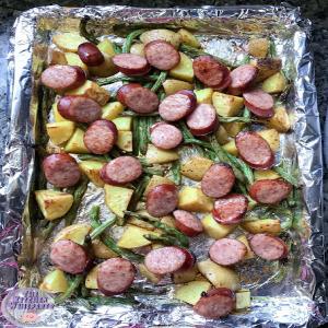 Sheet Pan Smoked Kielbasa with Herbed Potatoes and Green Beans_image