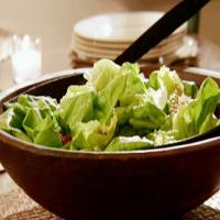 Bibb and Radish Salad with Bacon Dressing_image