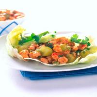 Spicy Chicken and Grape Lettuce Wraps image