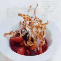 Berry Compote with Crispy Won Ton Strips and Vanilla Ice Cream_image