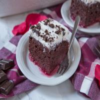 Red Velvet Pudding Cake image