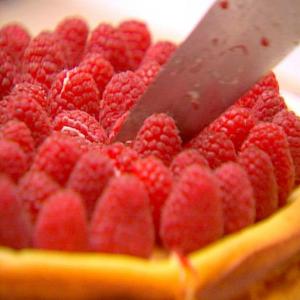 Ricotta Cheesecake with Fresh Raspberries image
