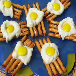 Eggs on a Grill ( Candy)_image