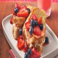 Cream Cheese French Toast Bake with Strawberry Topping_image