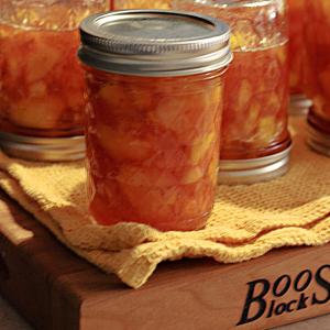 Spiked Peach Jam with Ginger_image