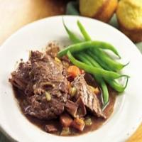 Beef Roast with Bacon-Green Chili Gravy_image