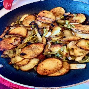 Country Fried Potatoes with Hatch Chiles_image