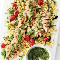 Basil Lime Chicken with Grilled Vegetables & Herb Sauce_image